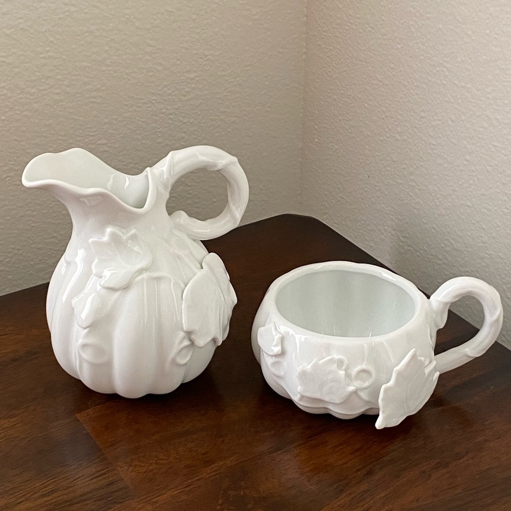Mcgahey Cream & Sugar Set Pumpkin Shape Sculpted Leaf White Glossy Porcelain